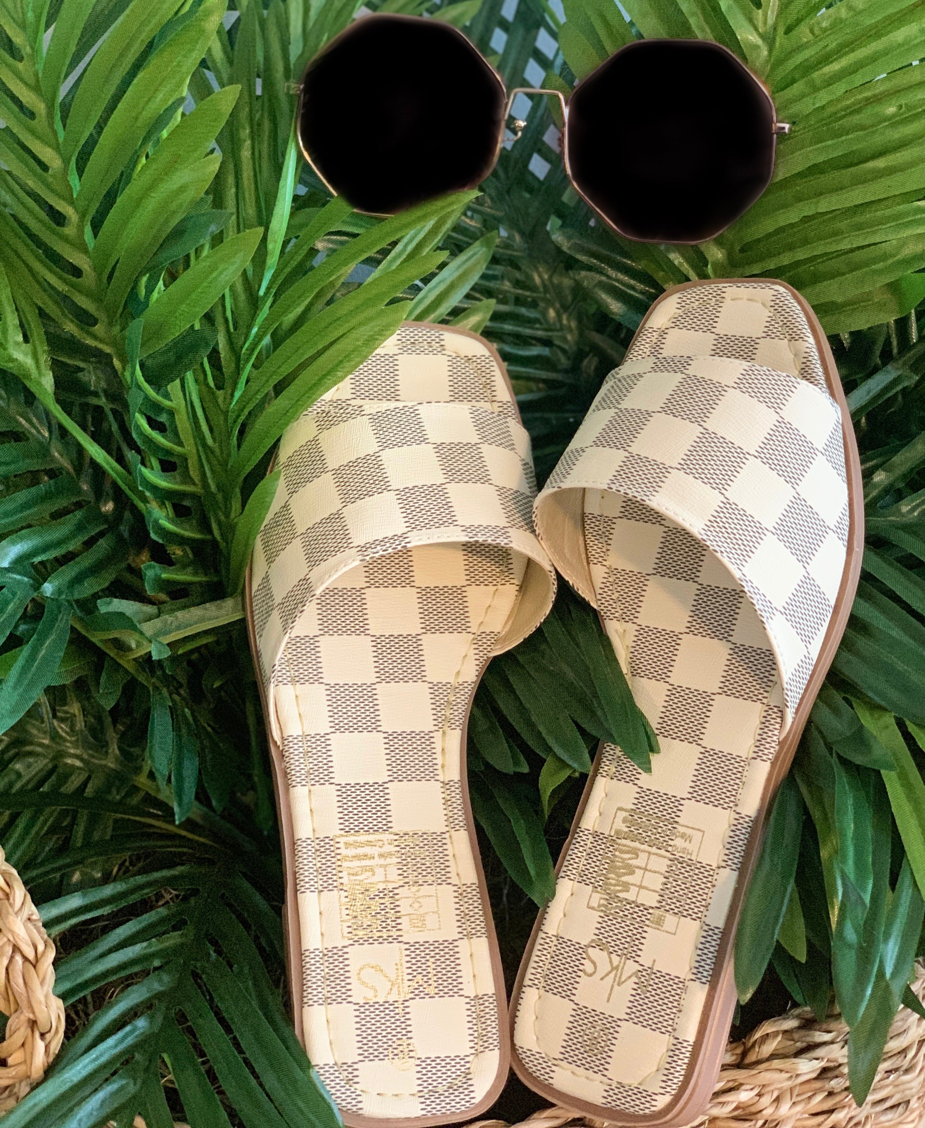 Island Vibes Checkered Sandals – Gabelle Apparel